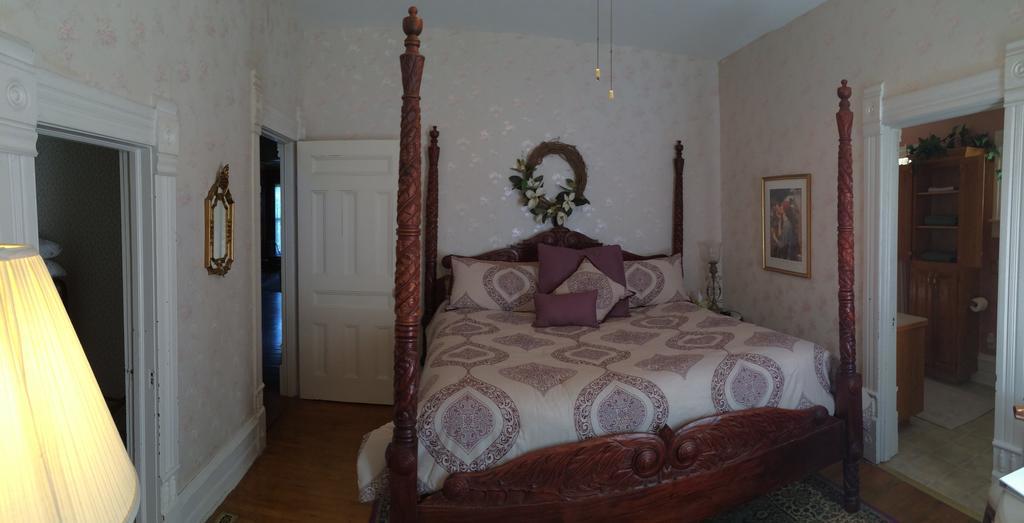 Grand Avenue Bed And Breakfast คาร์เธจ ห้อง รูปภาพ