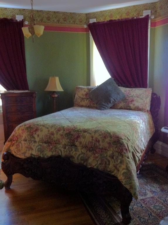 Grand Avenue Bed And Breakfast คาร์เธจ ห้อง รูปภาพ