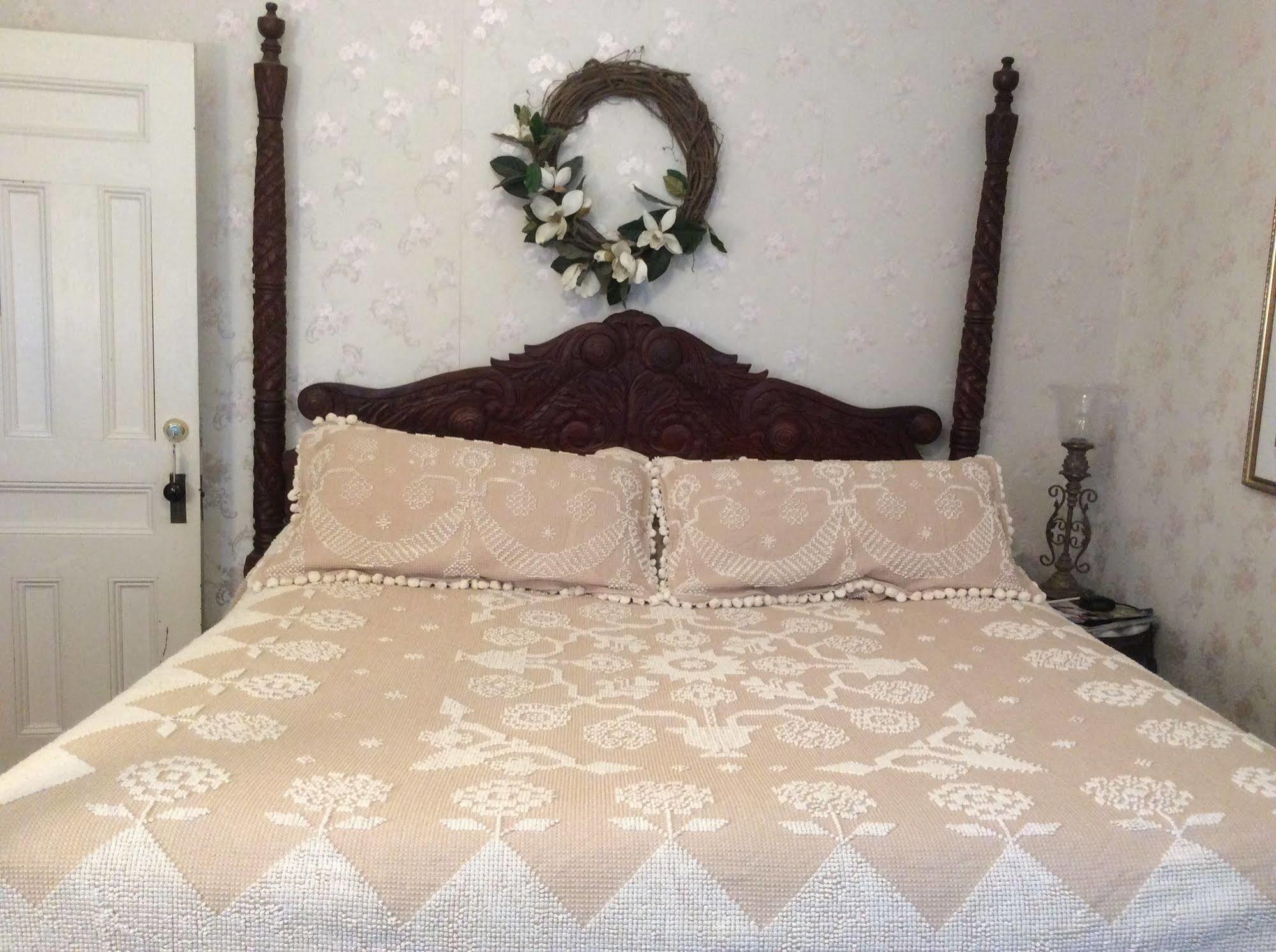 Grand Avenue Bed And Breakfast คาร์เธจ ภายนอก รูปภาพ